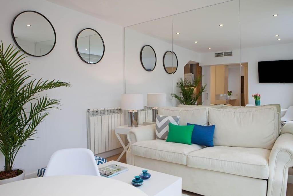 Appartamento Luminoso Apartamento Con Terraza En Sol Madrid Esterno foto