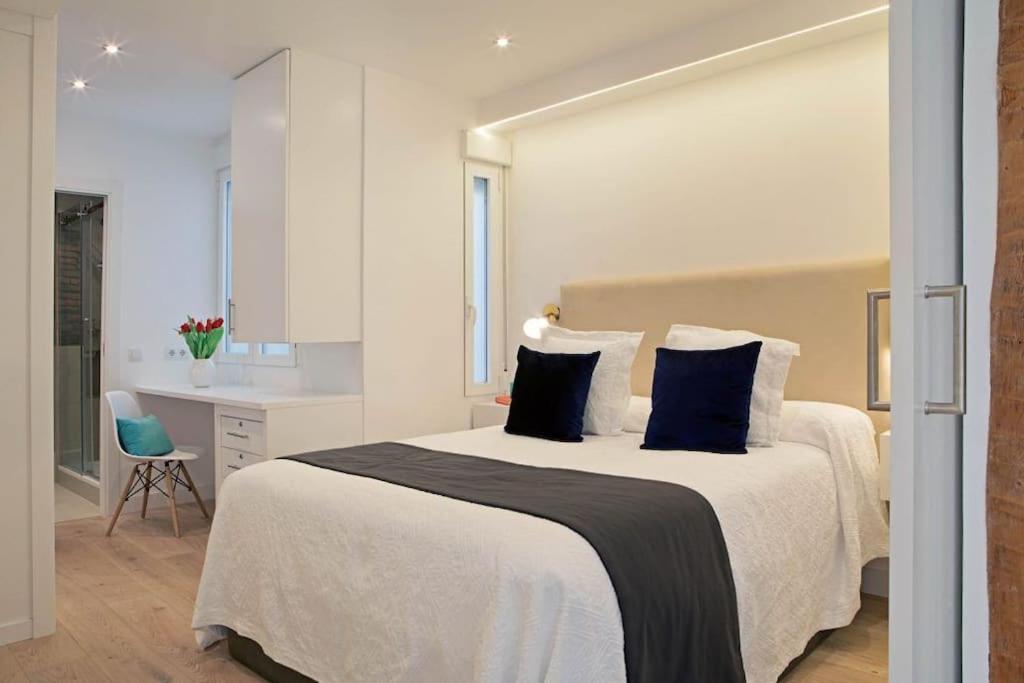 Appartamento Luminoso Apartamento Con Terraza En Sol Madrid Esterno foto